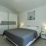 Amaris Holiday home *