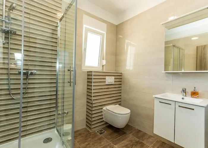 Amaris Brodarica (Sibenik-Knin)