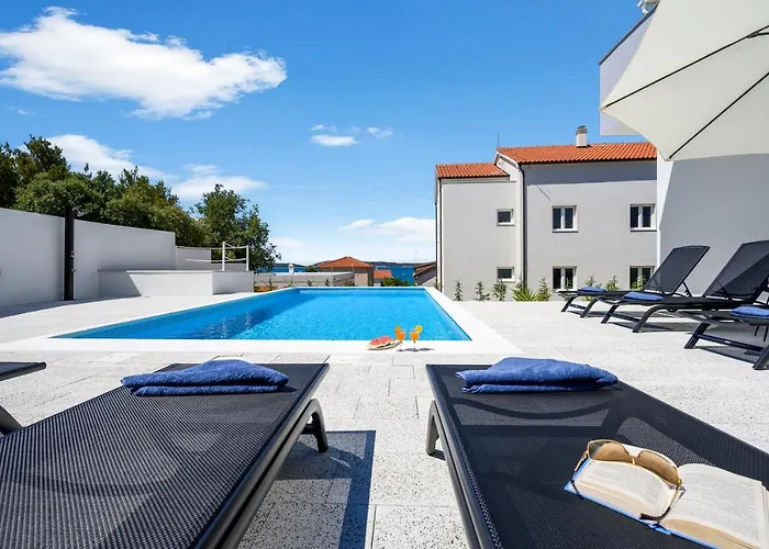 Amaris * Brodarica (Sibenik-Knin)