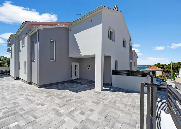 Amaris Brodarica (Sibenik-Knin)