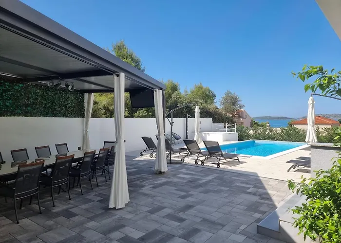 Amaris Brodarica (Sibenik-Knin)