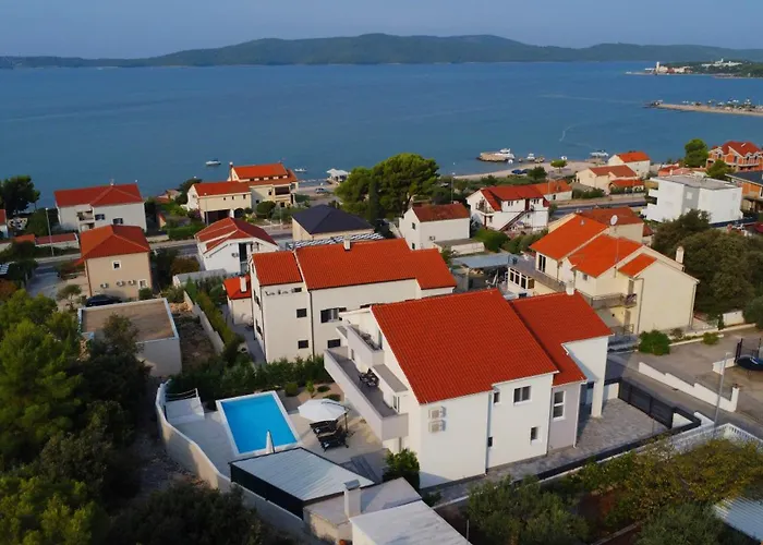 Amaris Brodarica (Sibenik-Knin)